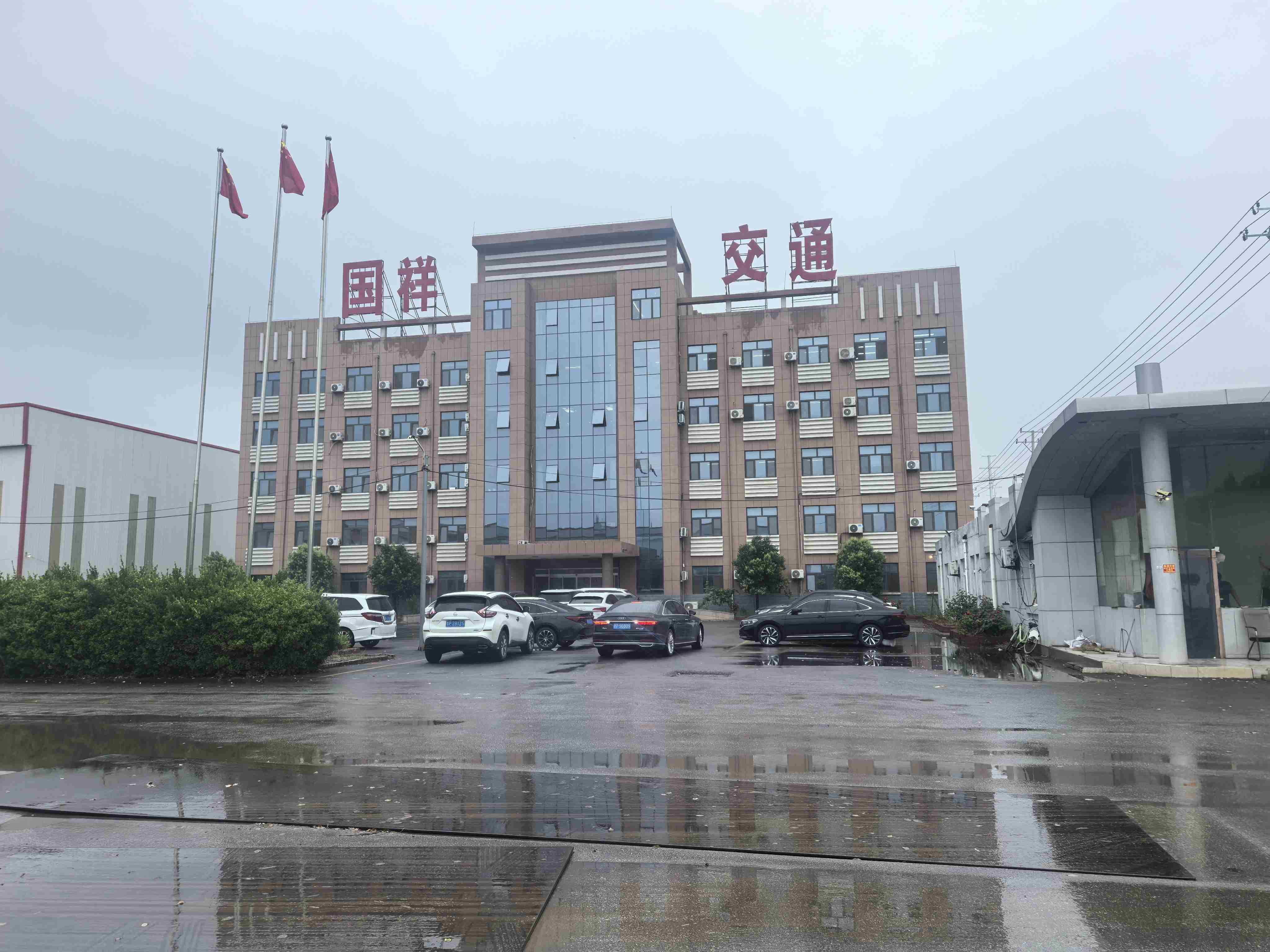 焦作市环氧锌基波形护栏浸塑波形护栏 - 一站式服务